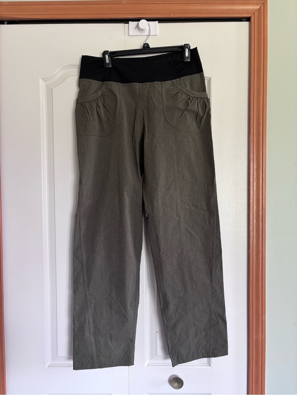 prAna Olive Green Summit Pant, Regular Inseam, Wide Leg Pant w/ Black Waistband